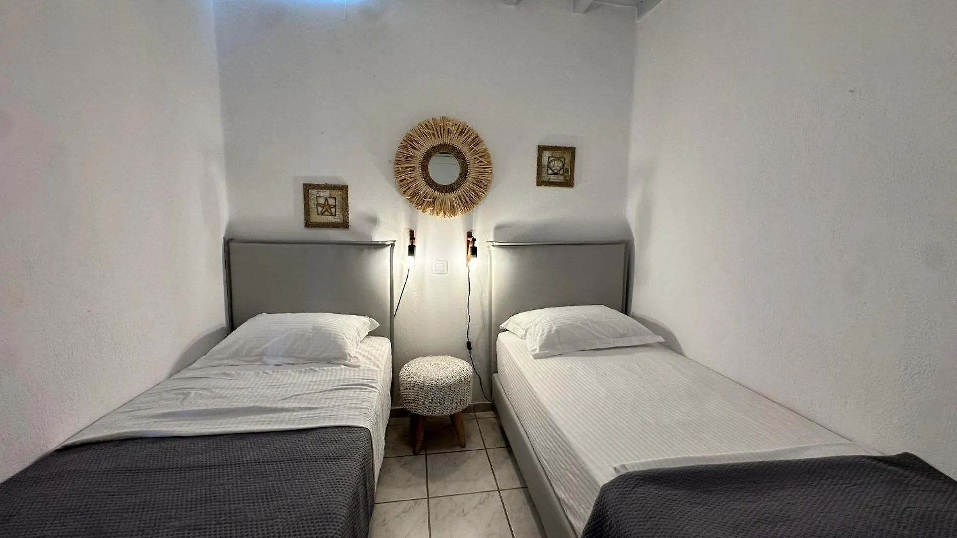 Cosy Home At Kalafatis Beach - Cielo Homes